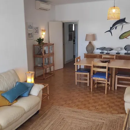 Apartment Moderne Mit Balkon Und Meerblick Portimao